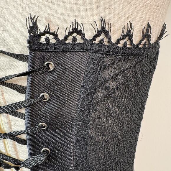 NWT La Perla Satin Corset Black Lace Panel Size IT 3 Goth Vampy Bustier - Picture 7 of 11